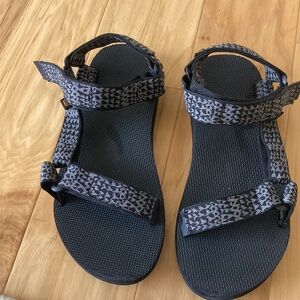 Teva sandal